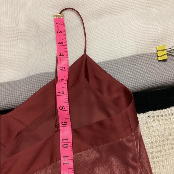 Club Monaco velvet look camisole in a beautiful coral colour. - Picture 9 of 11